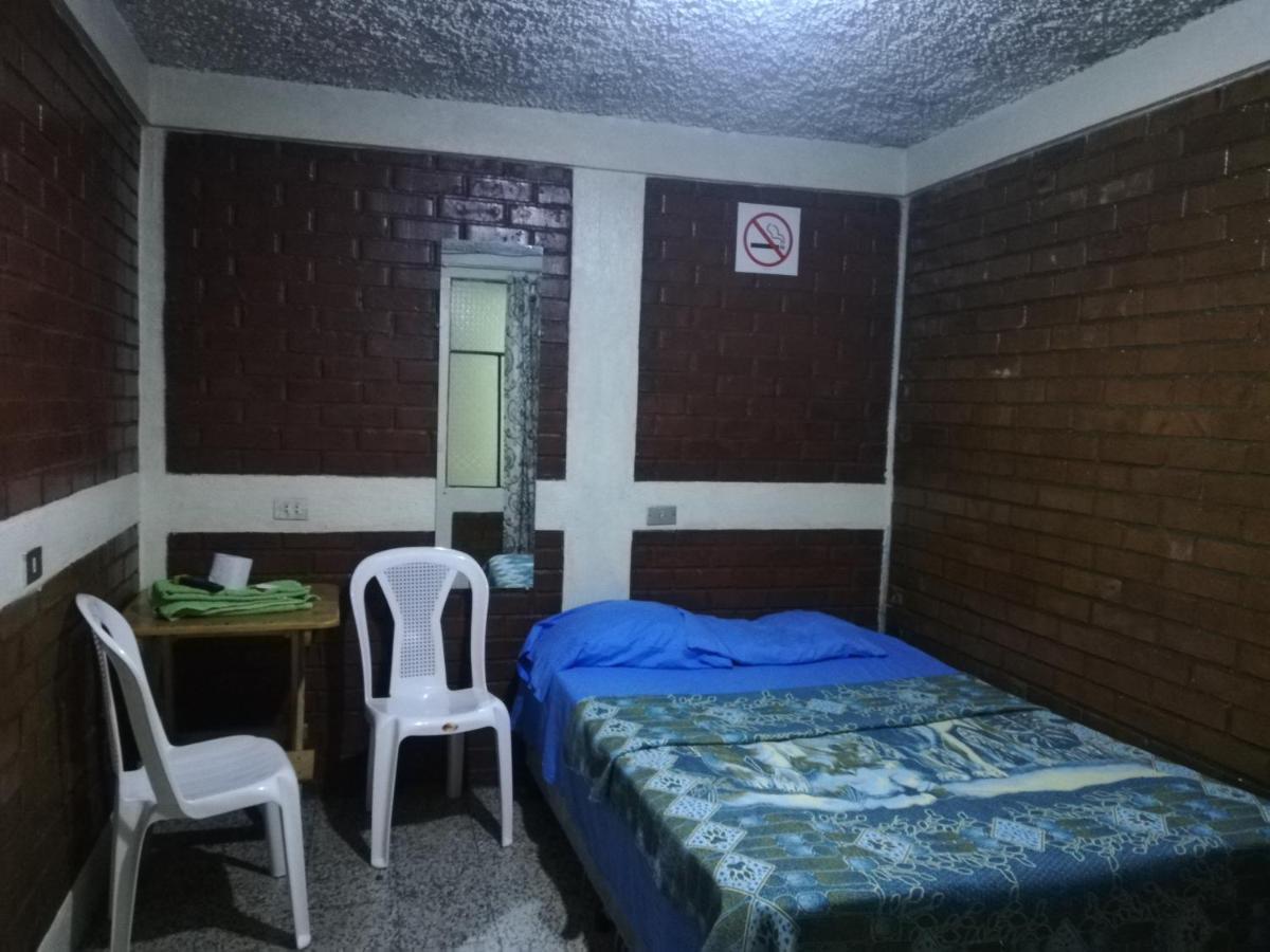 Hotel El Meson Guatemala Esterno foto